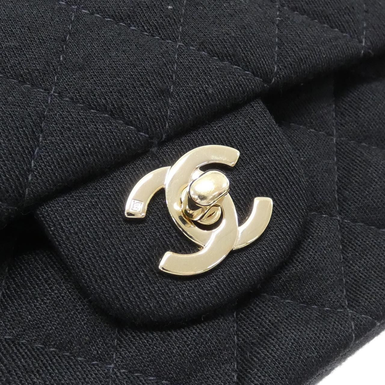 Chanel Vintage Shoulder Bag — view 5