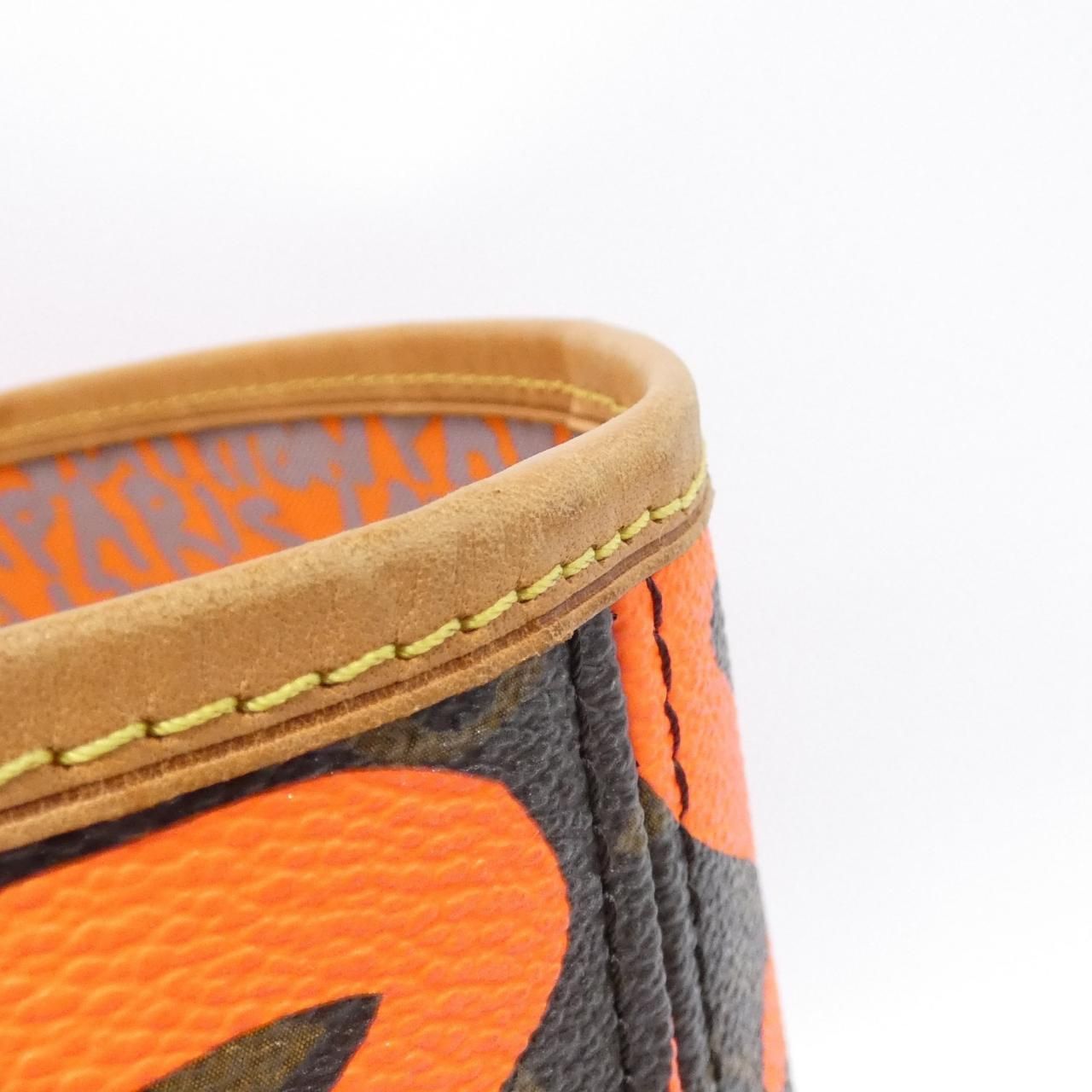 Louis Vuitton Monogram Graffiti Handbag — view 4