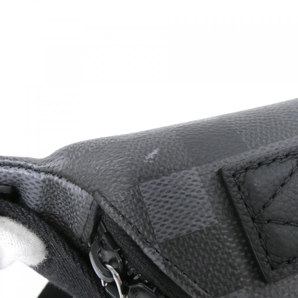 Louis Vuitton Damoflage Rush Bum — view 4