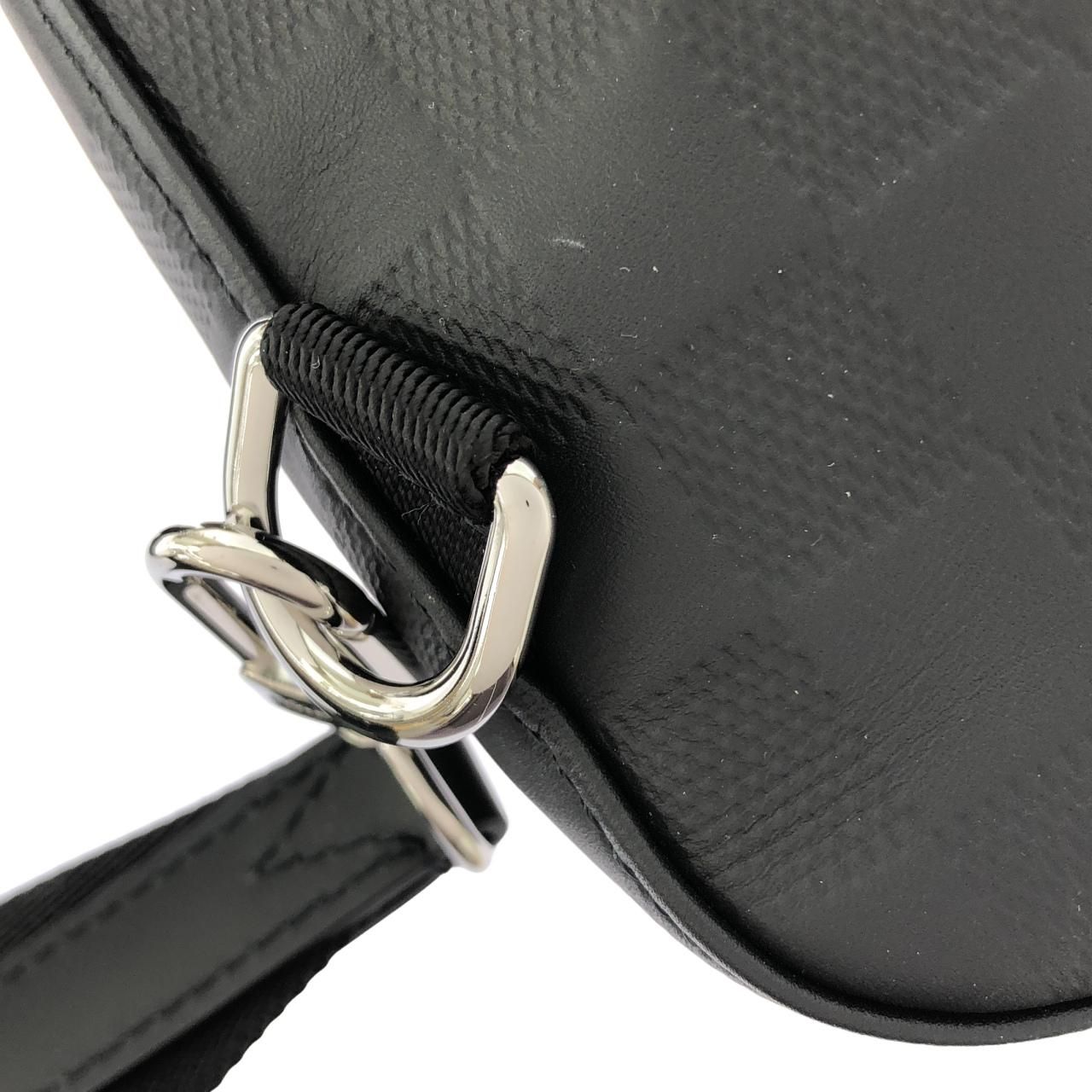Louis Vuitton Damier Infini Avenue Sling Bag — view 5
