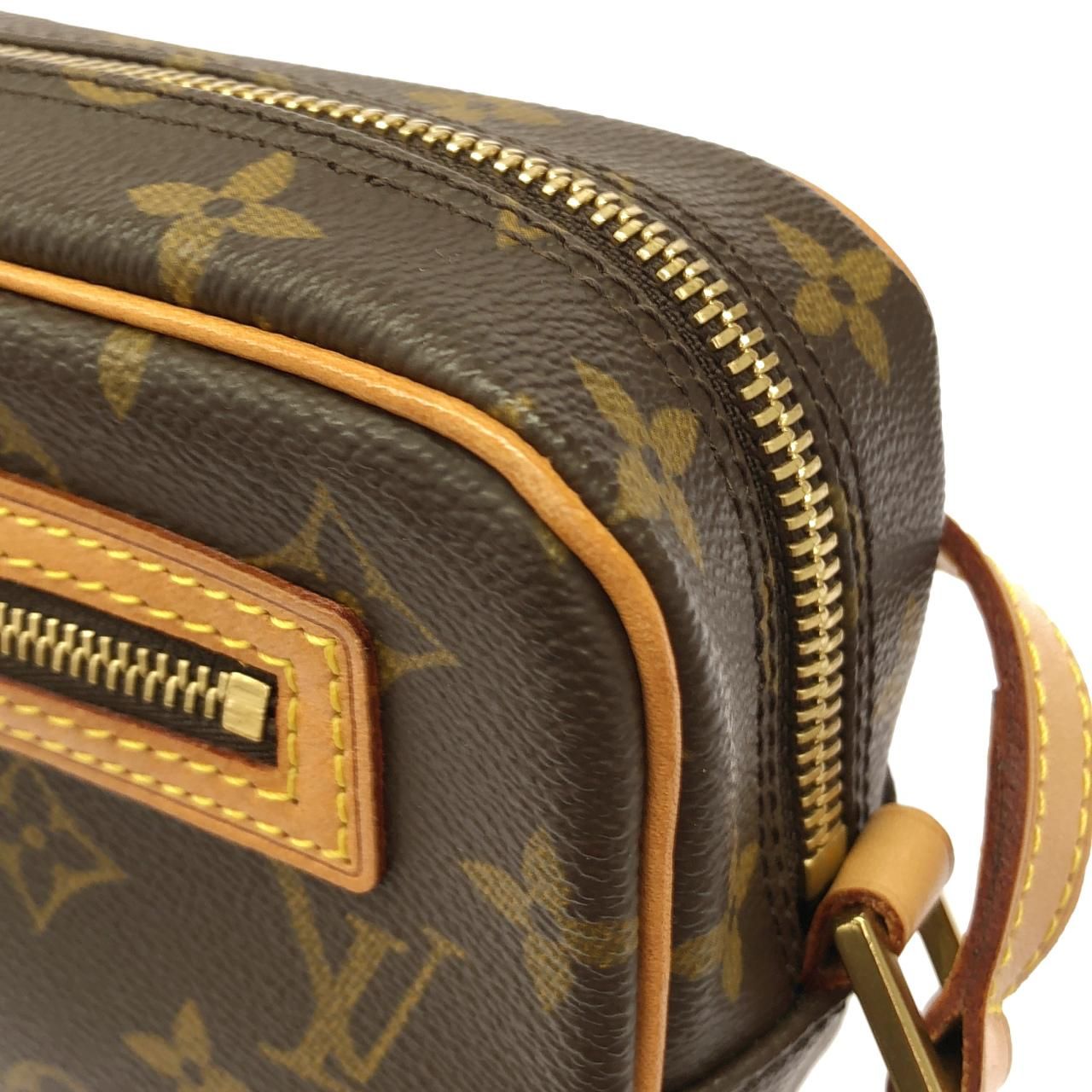 Louis Vuitton Monogram Pochette Cite Shoulder Bag — view 5