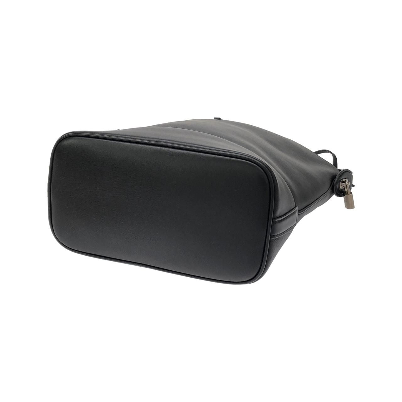 Louis Vuitton Cuir Nuance GM Shoulder Bag — view 3