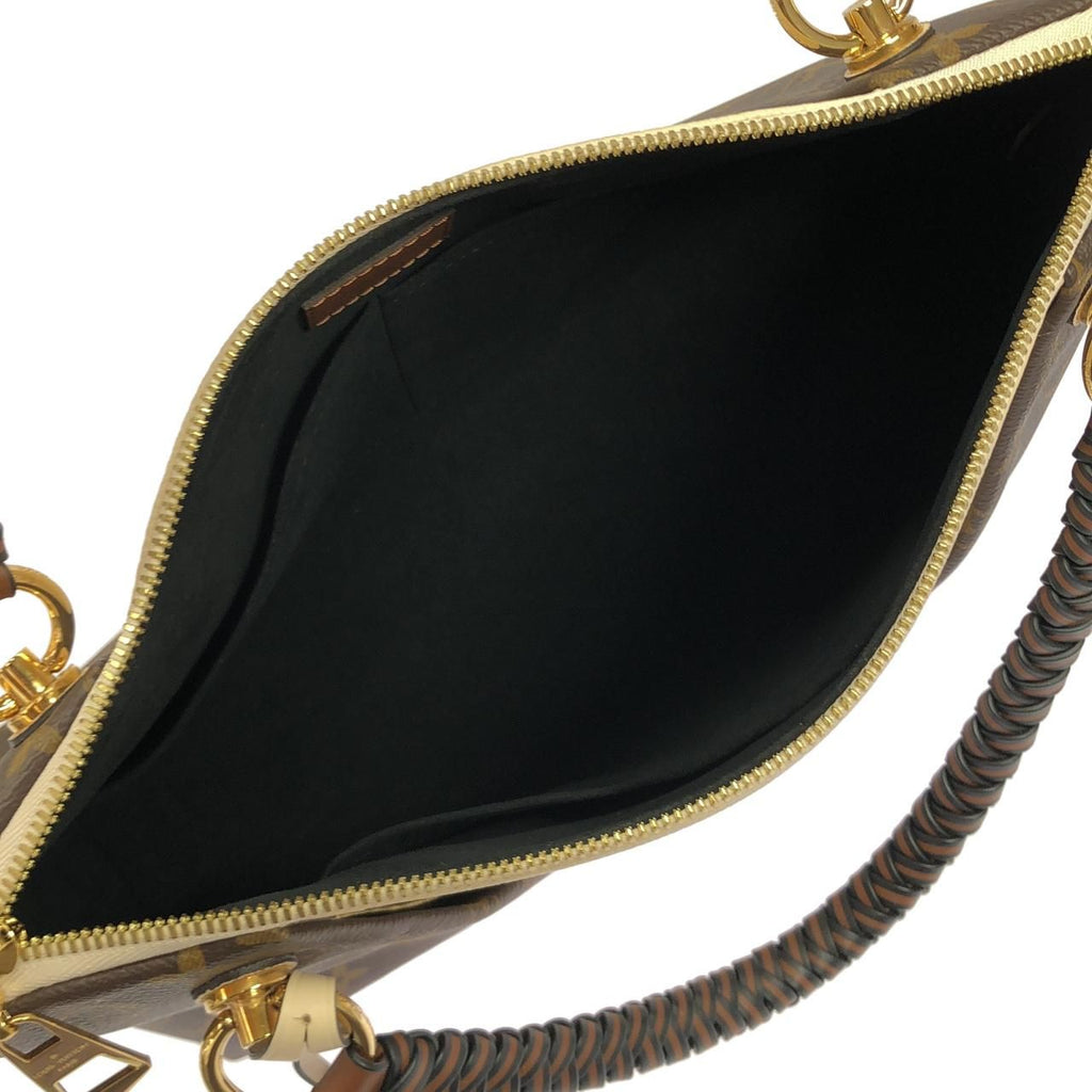 Louis Vuitton Monogram Tote Bag MM — view 8