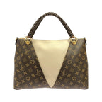 Louis Vuitton Monogram Tote Bag MM — view 2