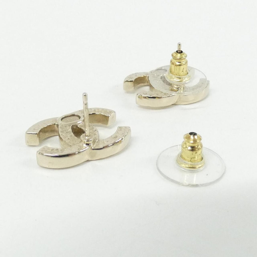 Chanel Earrings Gold — view 3