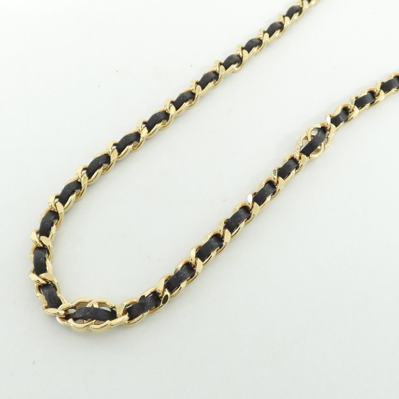 Chanel Necklace Gold — view 3