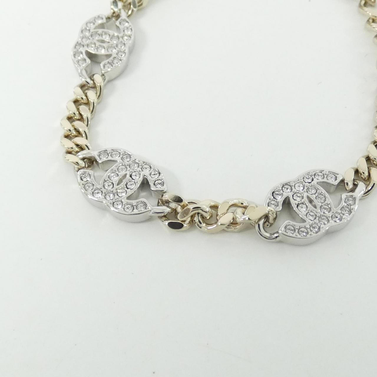 Chanel Bracelet Gold — view 2