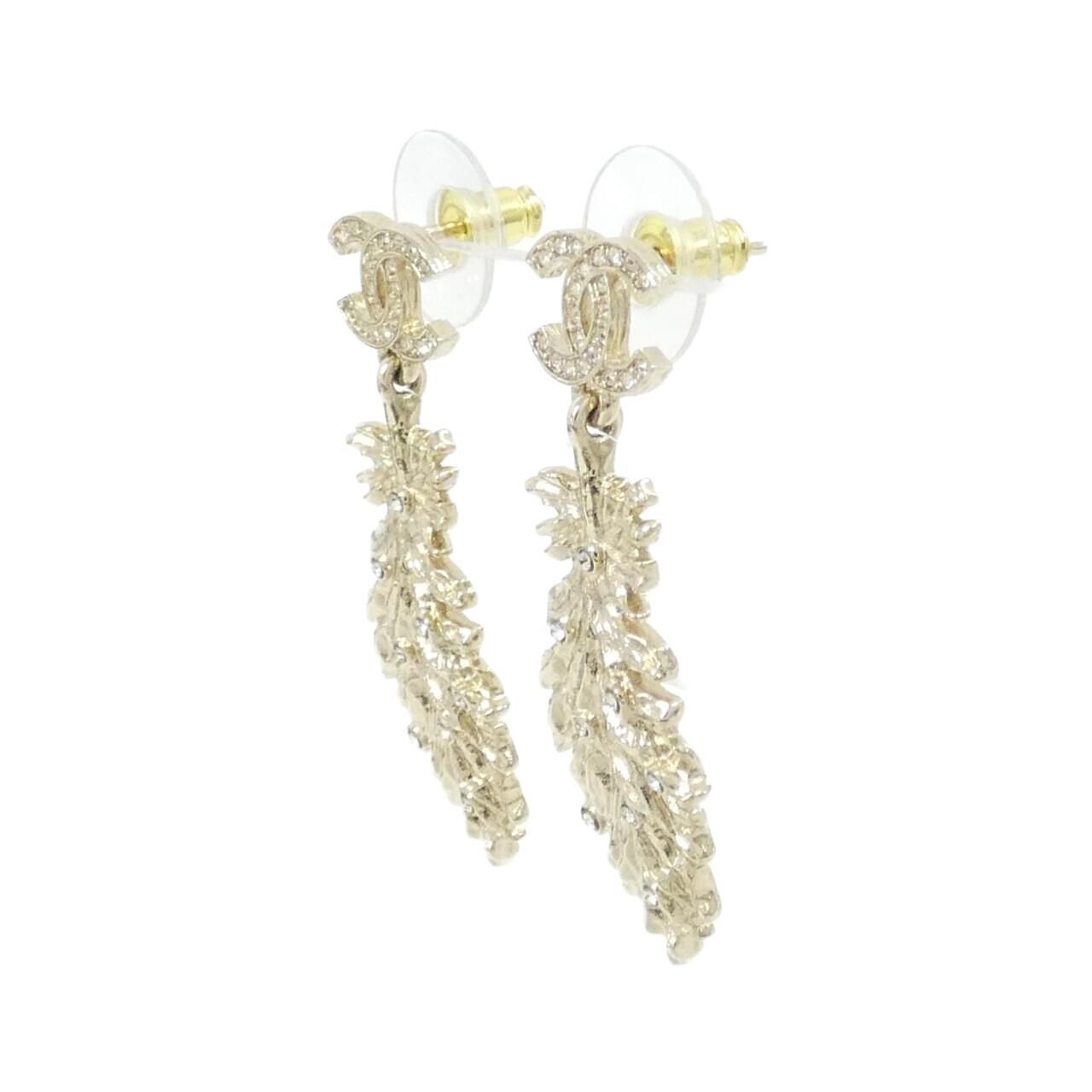 Chanel Earrings Gold — view 2