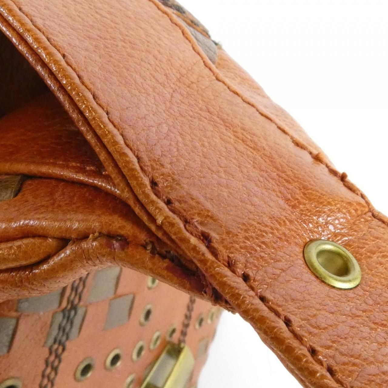 Bottega Veneta Boston Bag — view 4