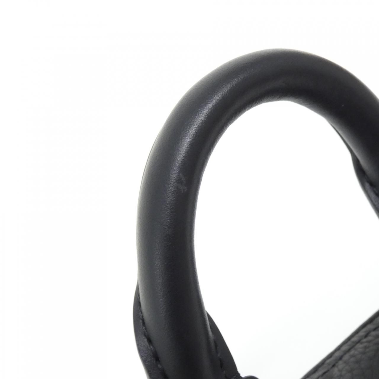 Louis Vuitton Taurillon Monogram Keepall Bandouliere 25 Boston Bag — view 5