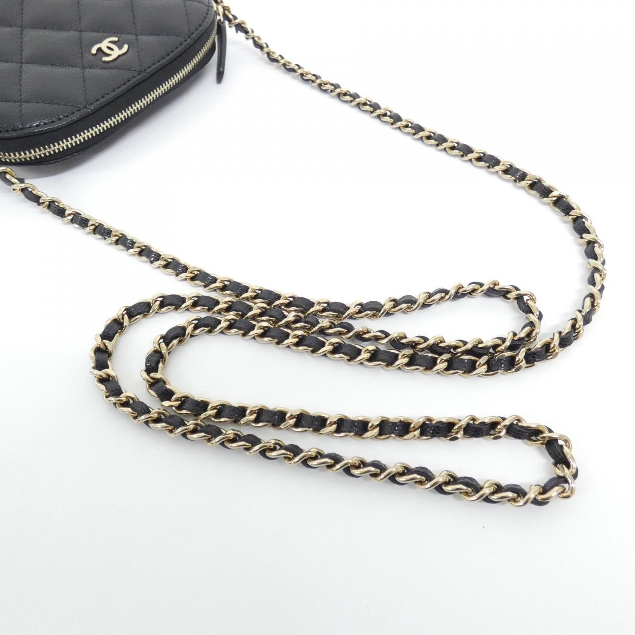 Chanel Timeless Classic Line Chain Clutch Bag — view 5