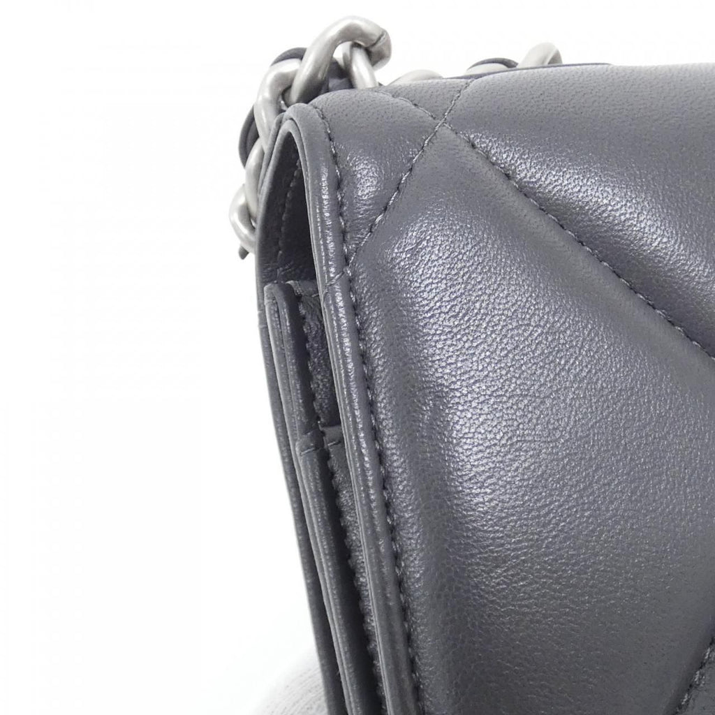 Chanel 19 Line Chain Wallet Shoulder Bag — view 5