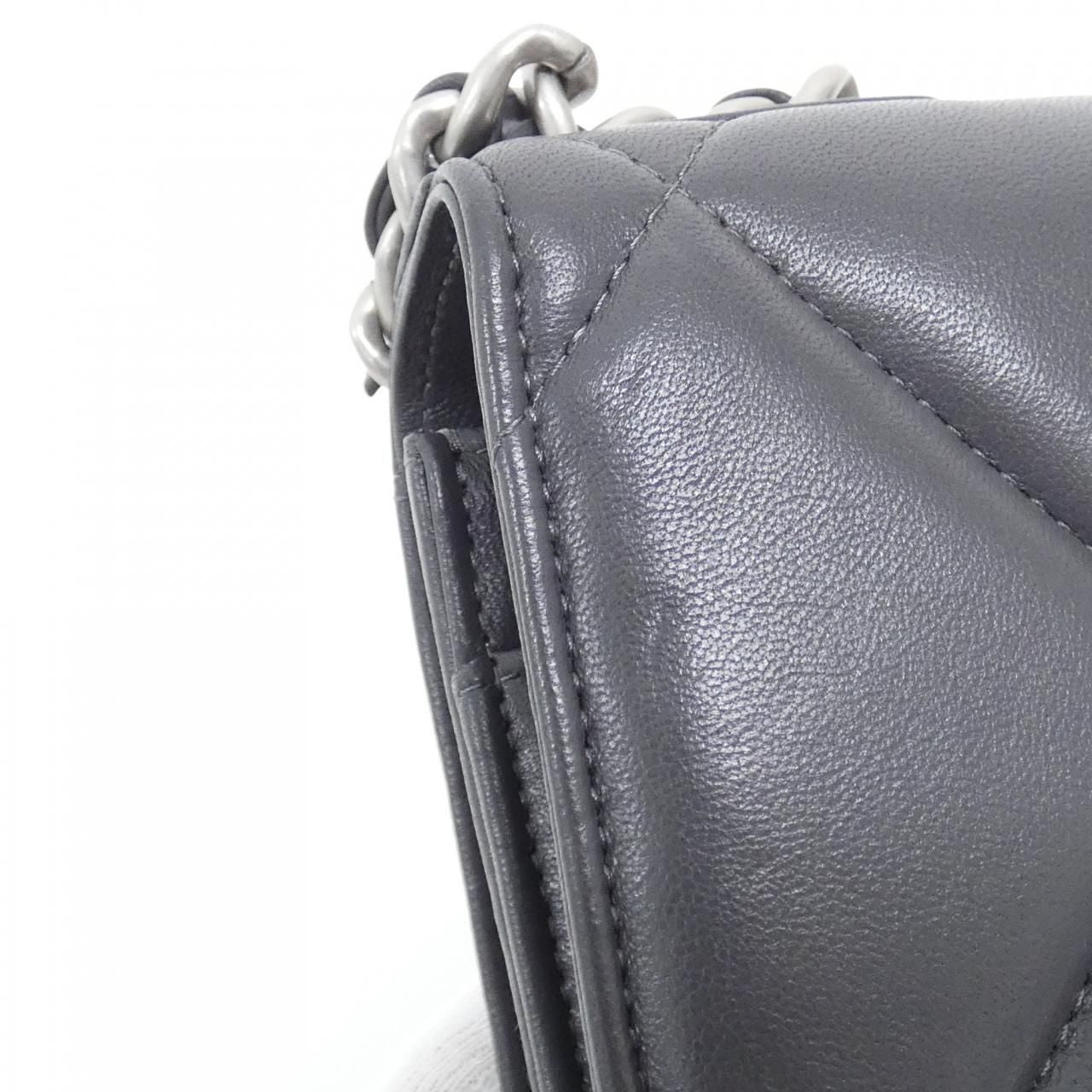 Chanel 19 Line Chain Wallet Shoulder Bag — view 5