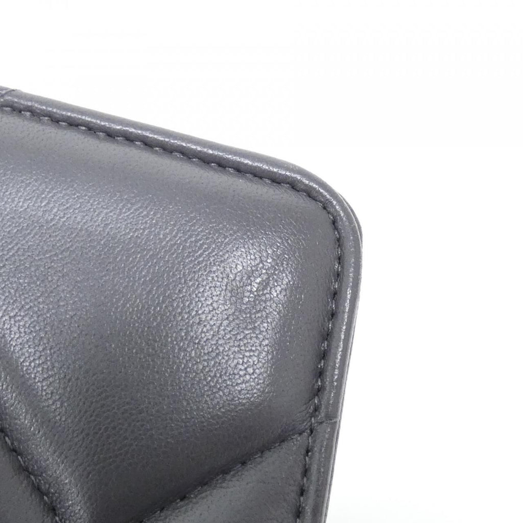 Chanel 19 Line Chain Wallet Shoulder Bag — view 4