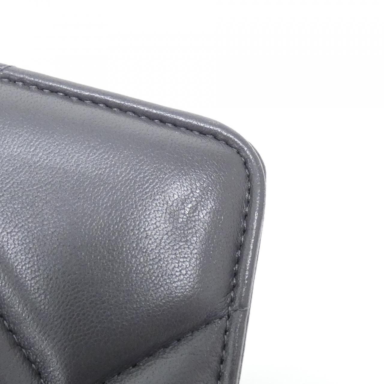 Chanel 19 Line Chain Wallet Shoulder Bag — view 4