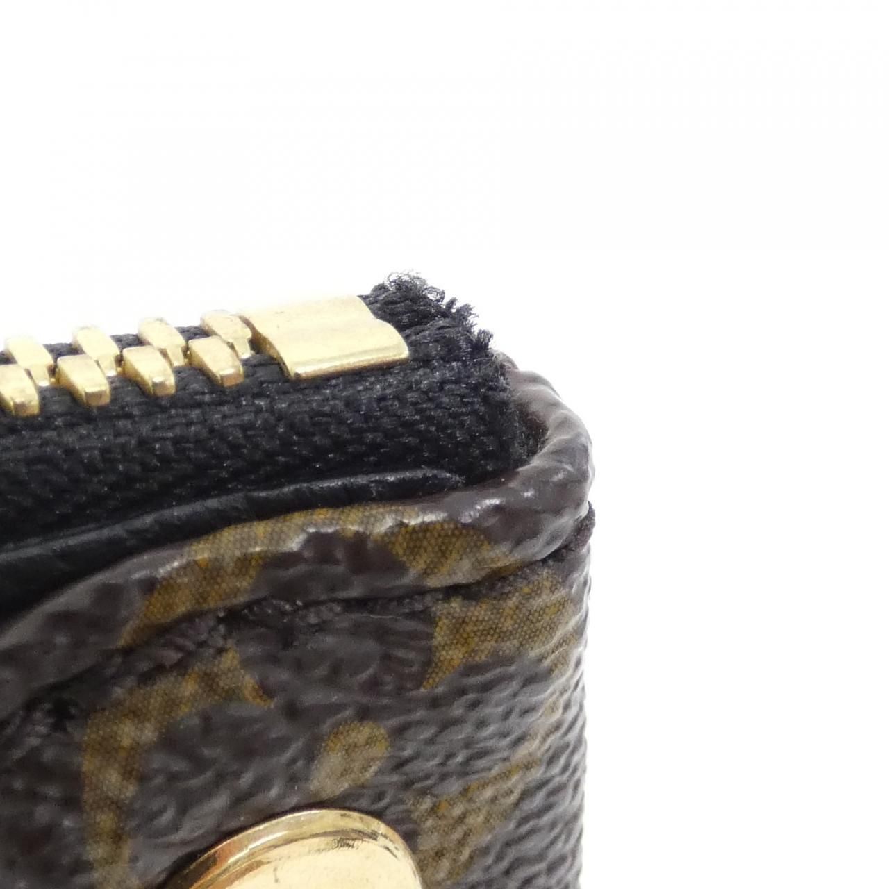 Louis Vuitton Monogram Pallas — view 4