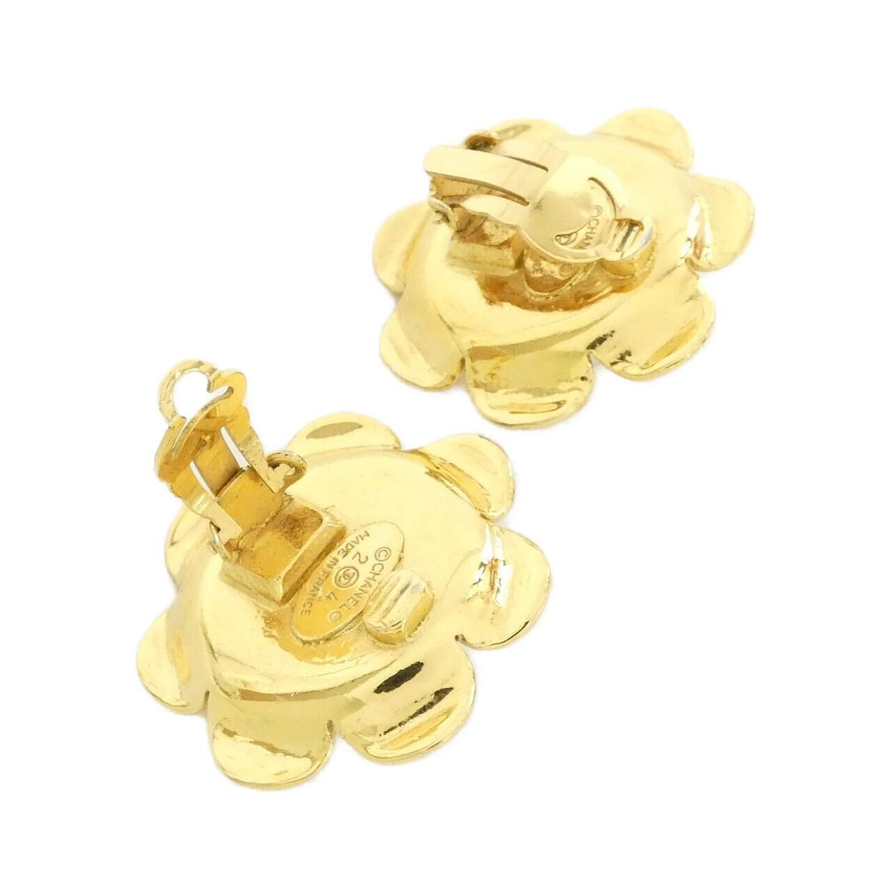 Chanel Vintage Earrings Gold — view 3
