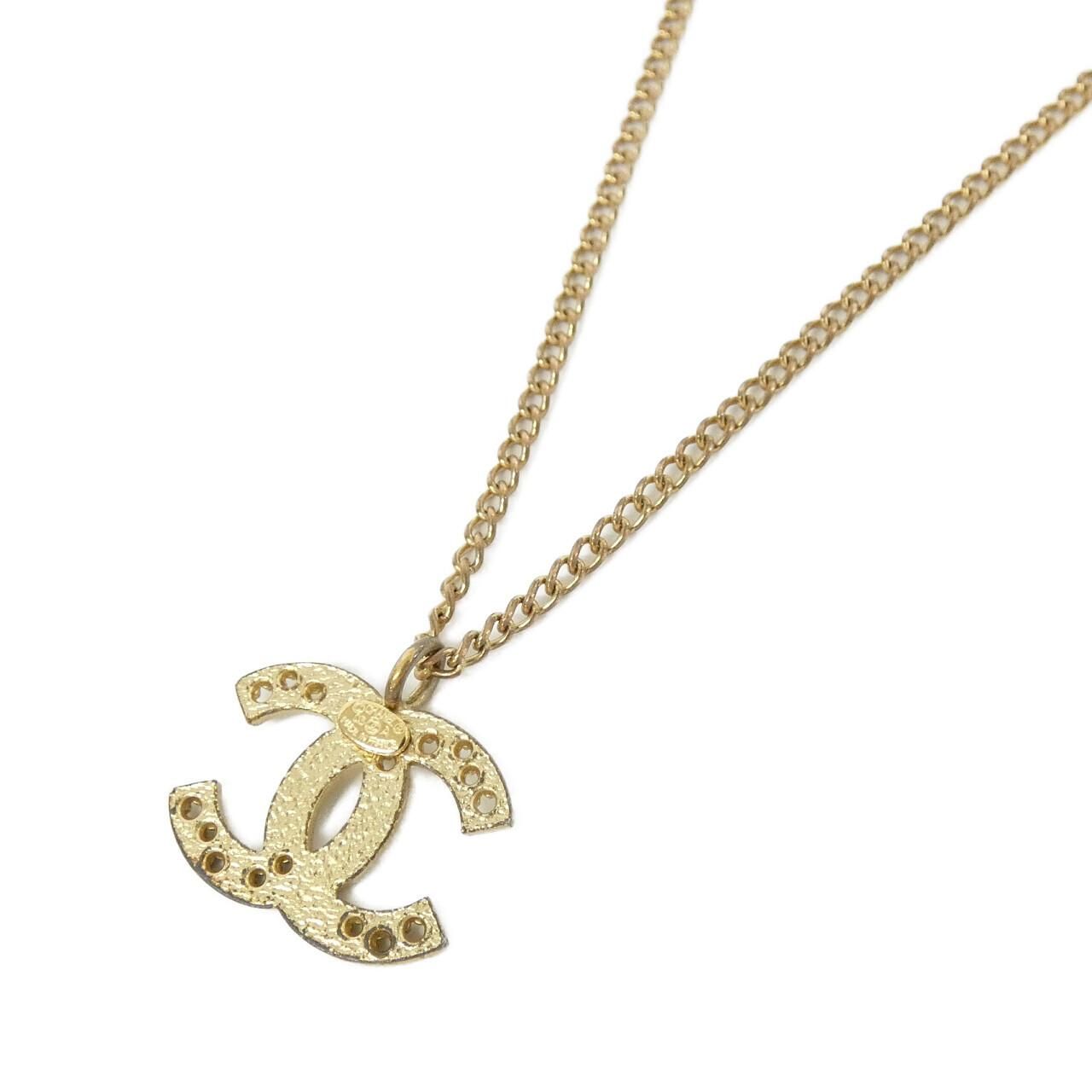 Chanel Vintage Necklace Gold — view 3