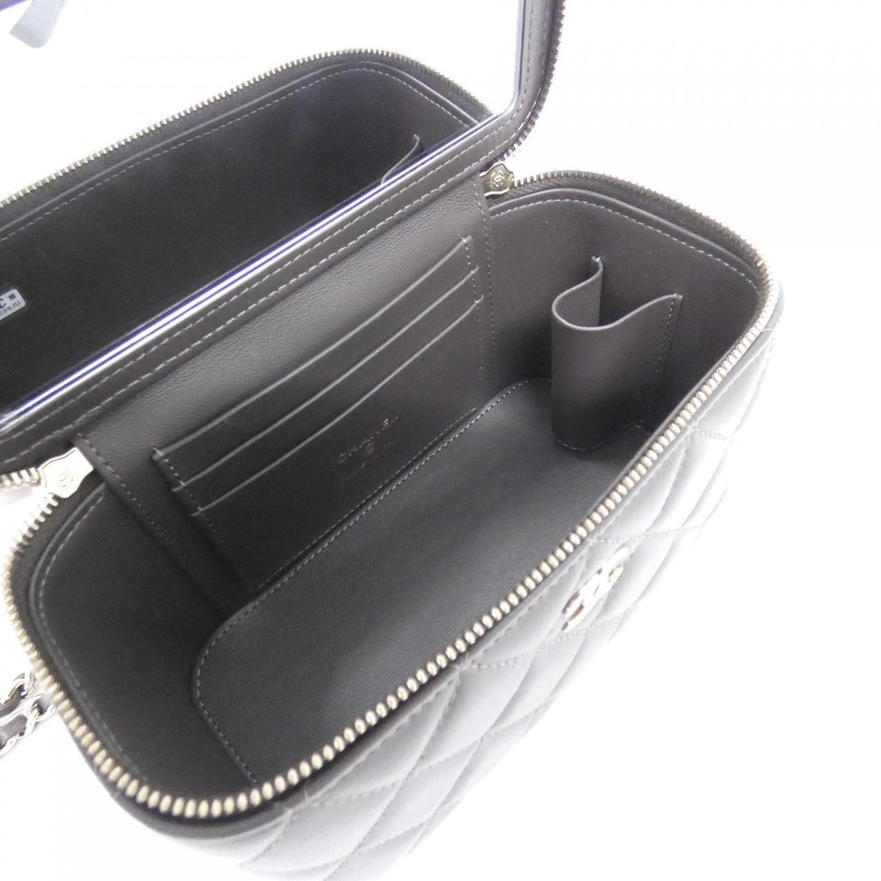 Chanel Bag Handbag Gray — view 5