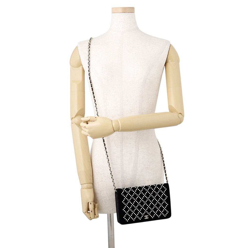 Chanel Chain Wallet CC Logo Faux Pearl Velour Black Shoulder Bag — view 4
