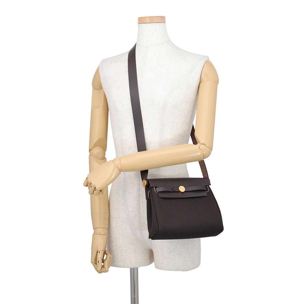 Hermes Shoulder Bag Herbag Zip Mini Ebene Gold Toile Ash Vache Hunter — view 4