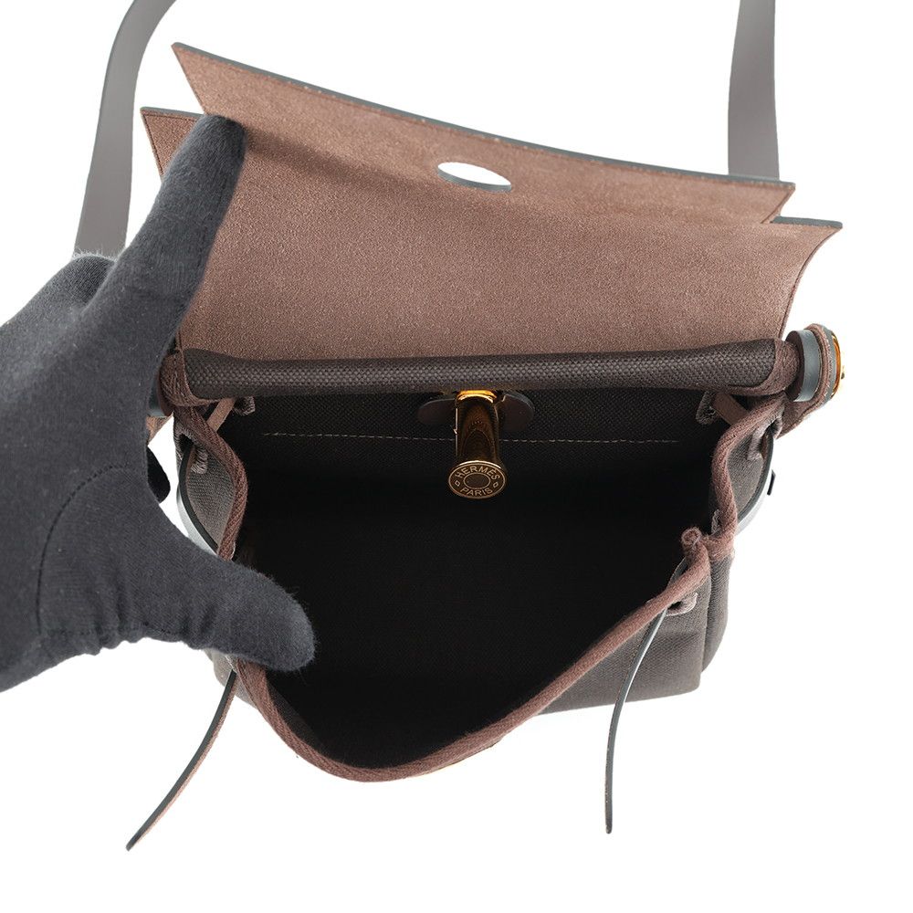 Hermes Shoulder Bag Herbag Zip Mini Ebene Gold Toile Ash Vache Hunter — view 5