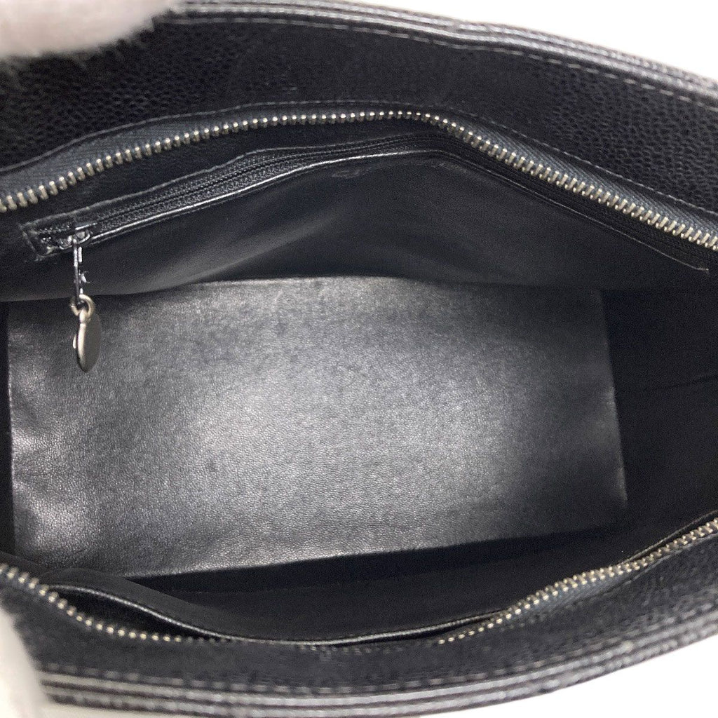 Chanel Reissue Tote Bag Silver Grained Calfskin — view 5