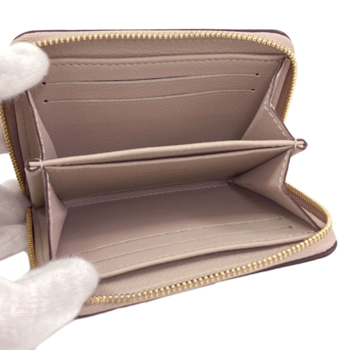 Louis Vuitton Zippy Coin Purse Lockme Case Taurillon Leather — view 4