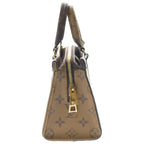 Louis Vuitton Monogram On The Go East West Leather 2-Way Shoulder Bag — view 3