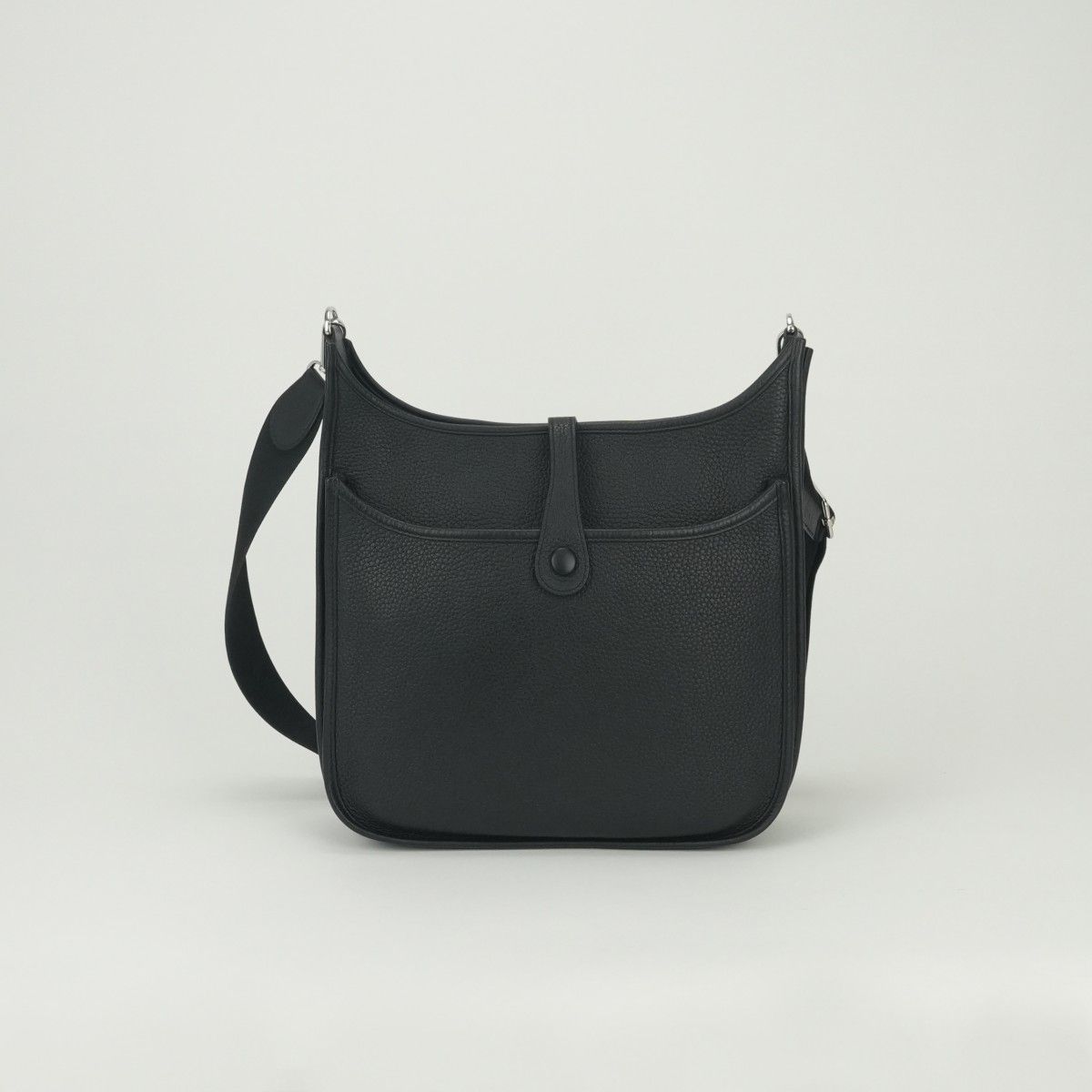 Hermes Evelyne III 29 Shoulder Bag Taurillon Clemence Noir Black Silver — view 3