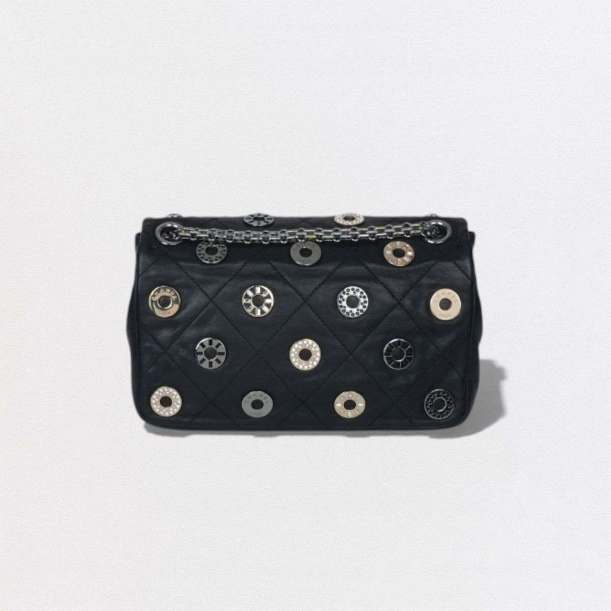 Chanel Quilted Shoulder Bag Calfskin Black Silver Chain Bag CC Logo Turnlock — view 3