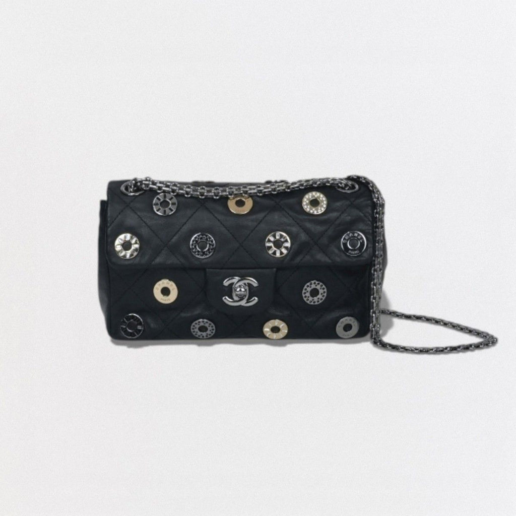 Chanel Quilted Shoulder Bag Calfskin Black Silver Chain Bag CC Logo Turnlock
