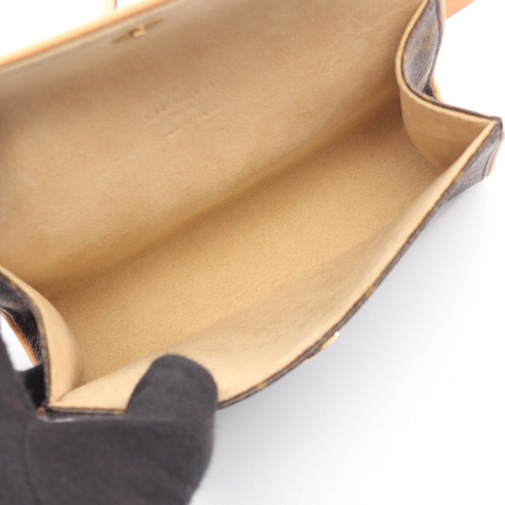 Louis Vuitton Waist Bag Pochette Florentine Monogram with Bouton Pression Canvas — view 3