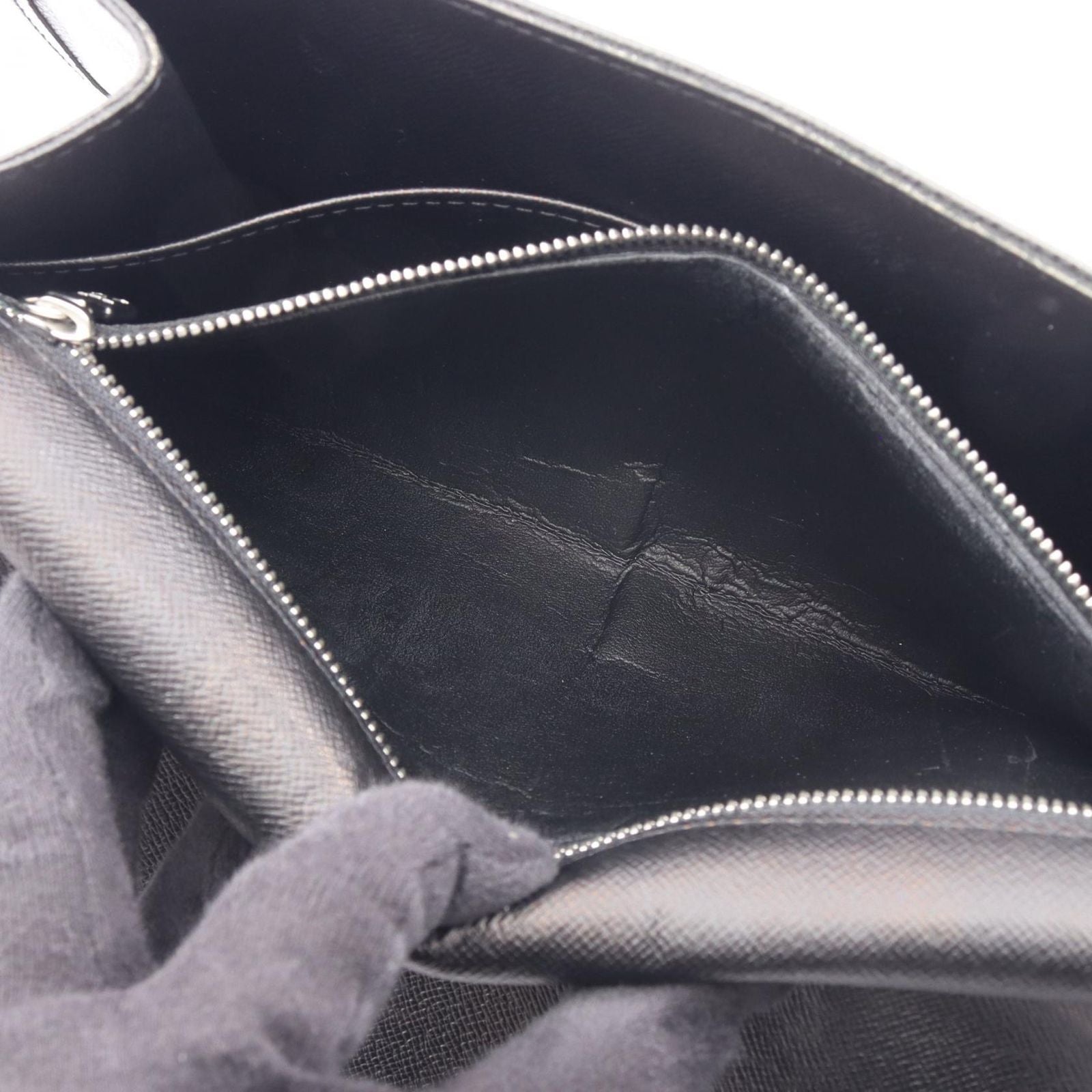 Louis Vuitton Clutch Selenga Taiga Ardoise Black Leather — view 6