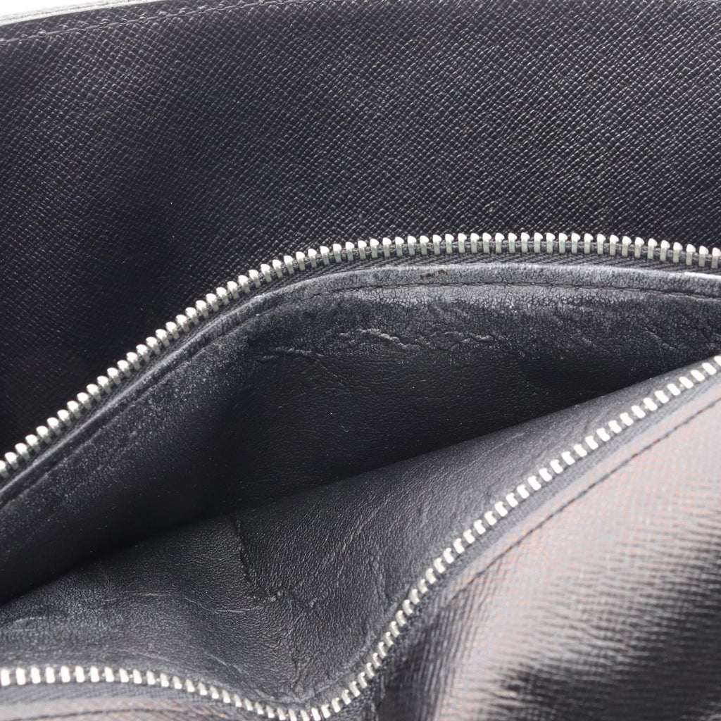 Louis Vuitton Clutch Selenga Taiga Ardoise Black Leather — view 8