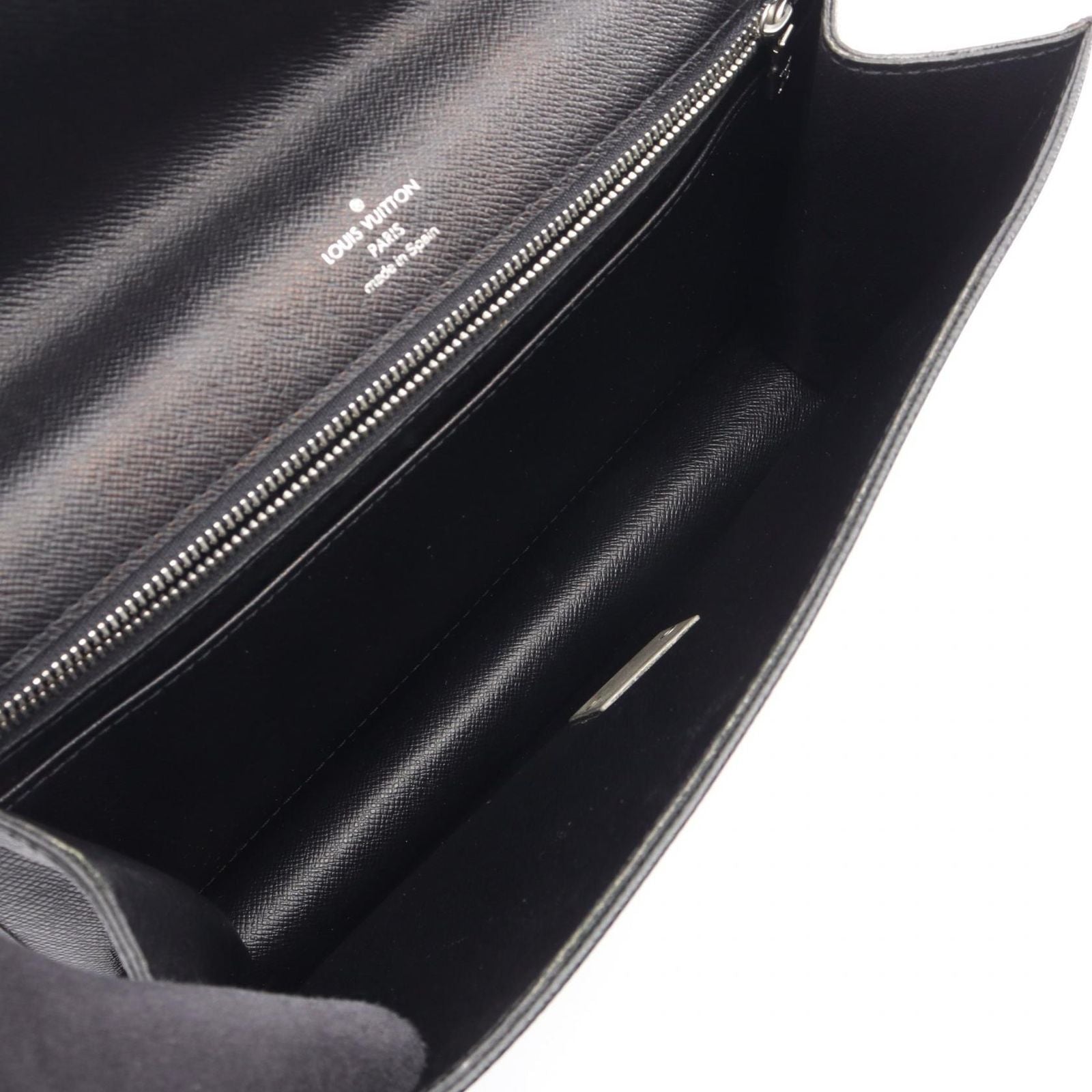 Louis Vuitton Clutch Selenga Taiga Ardoise Black Leather — view 3