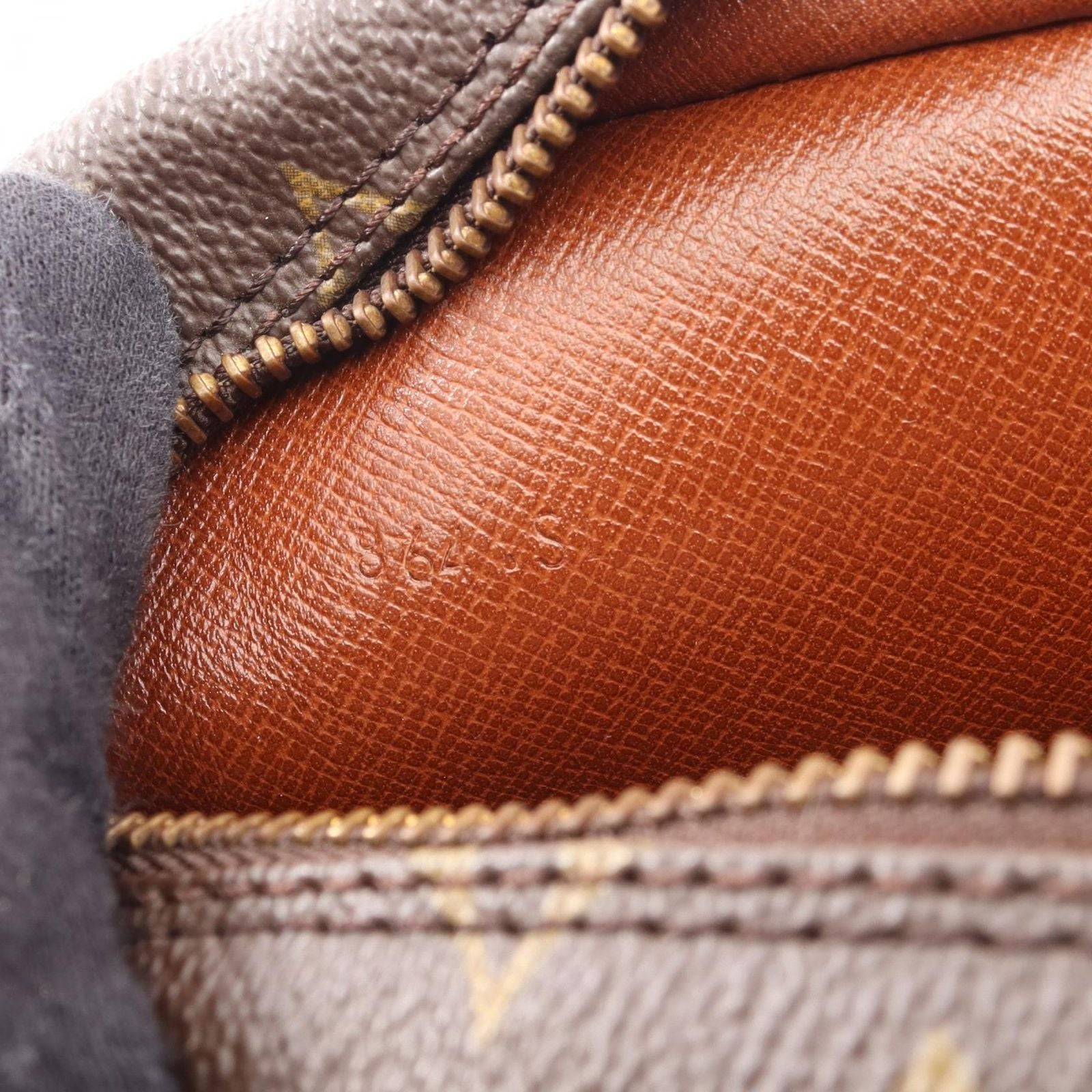 Louis Vuitton Clutch Compiegne 28 Monogram Canvas Leather — view 5