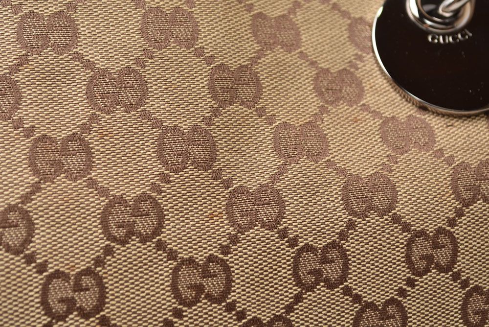 Gucci Tote Bag Shopping GG Canvas Beige Brown — view 4