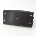 Saint Laurent Cabas Chic Line 2-Way Handbag Black — view 5