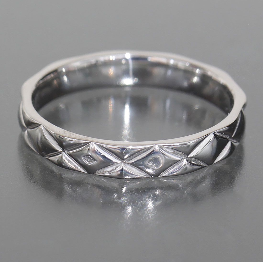 Chanel Quilted Ring Silver — view 3
