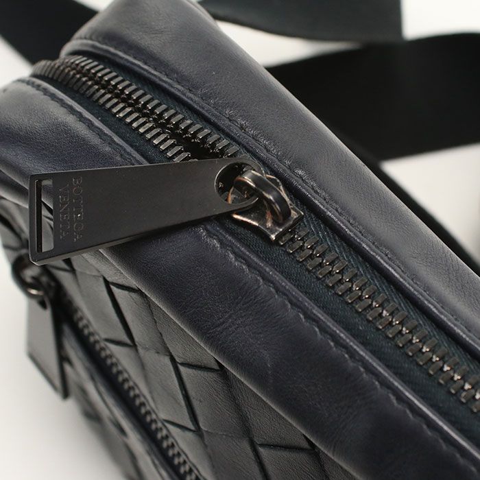 Bottega Veneta Belt Bag Intrecciato Leather — view 7