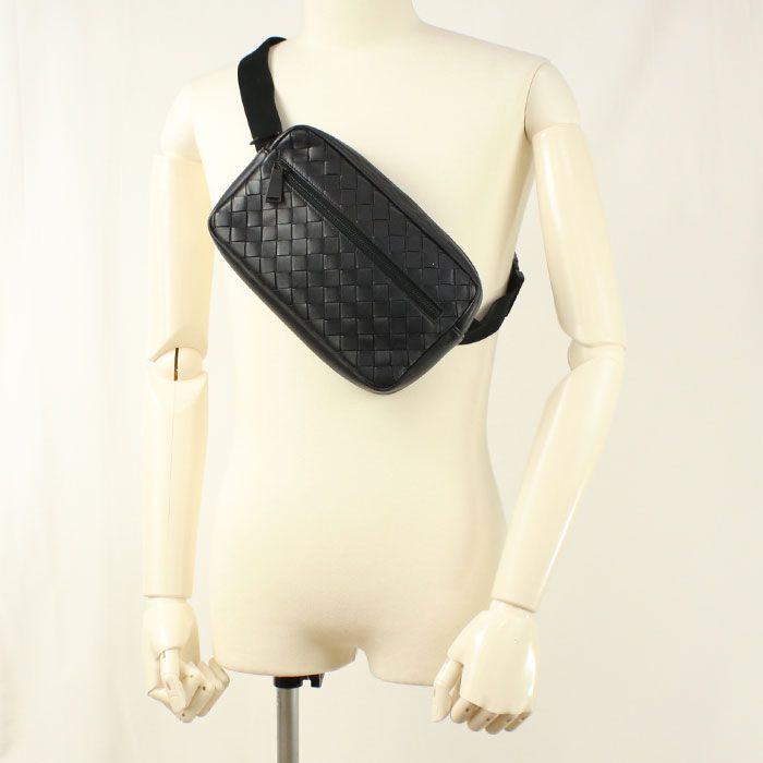 Bottega Veneta Belt Bag Intrecciato Leather — view 8