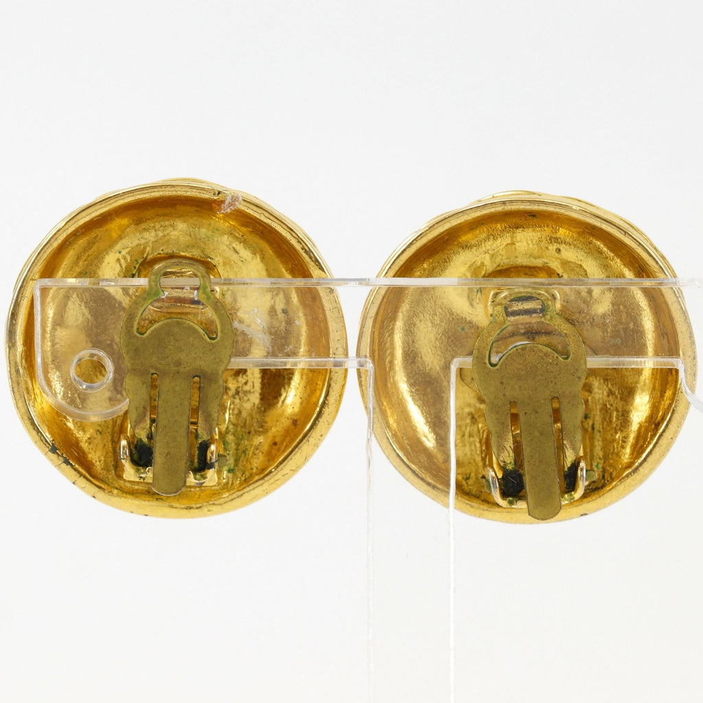 Chanel CC Logo Quilted Vintage Gold Plated 25 Earrings — view 3