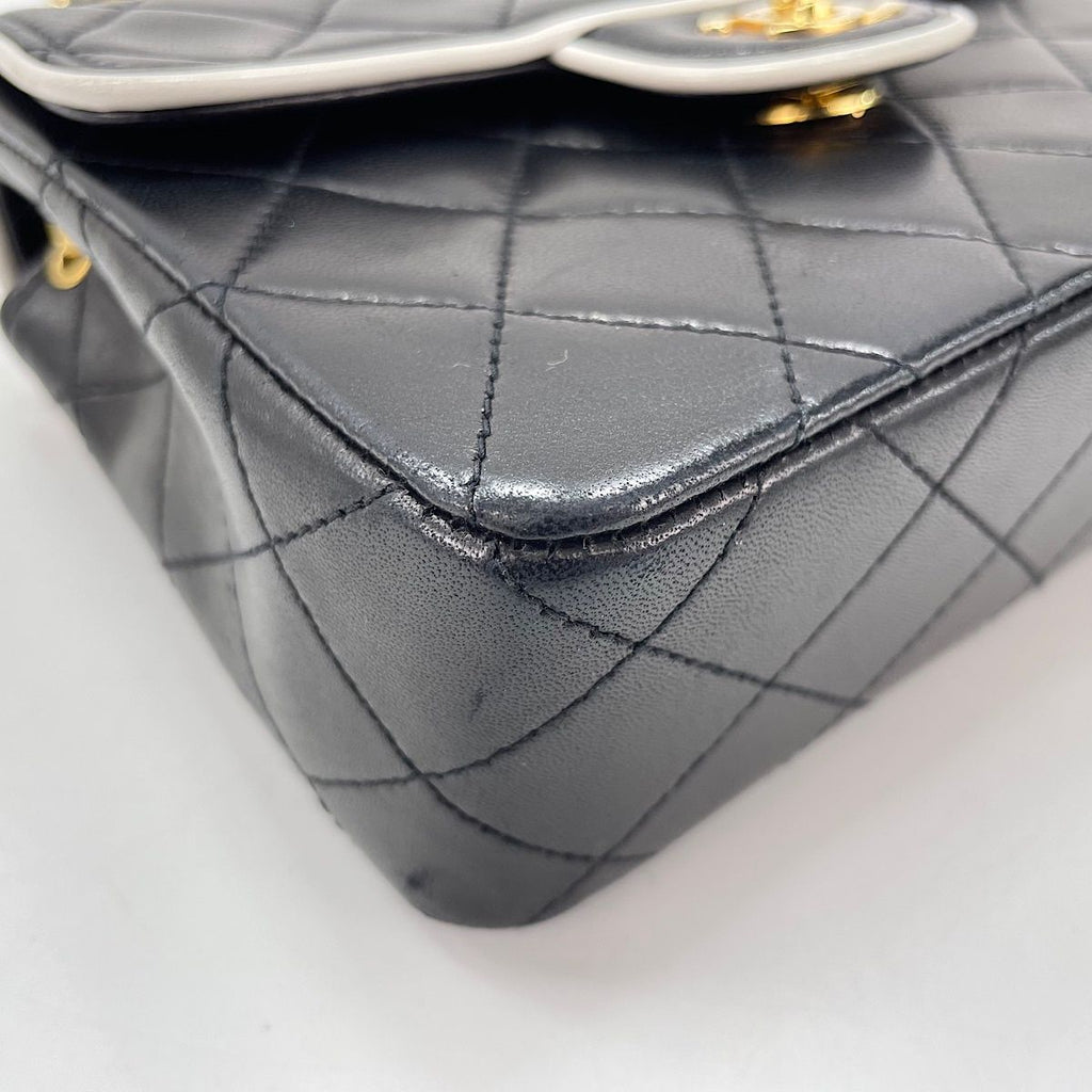 Chanel Shoulder Bag Mini Quilted — view 8