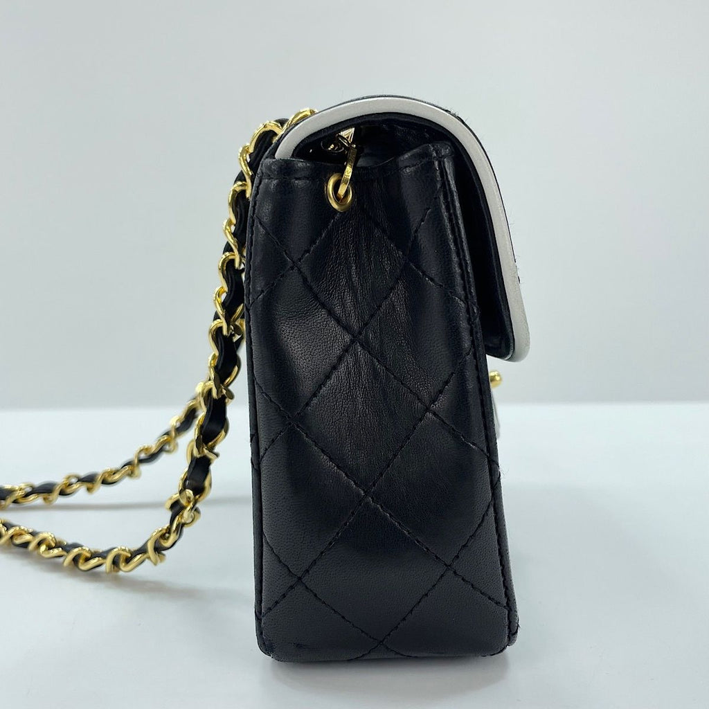Chanel Shoulder Bag Mini Quilted — view 6