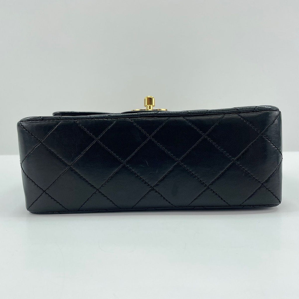 Chanel Shoulder Bag Mini Quilted — view 7