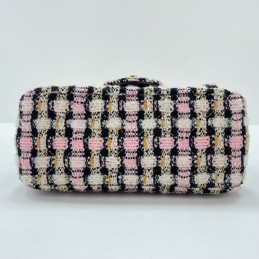 Chanel Shoulder Bag Mini Quilted — view 7