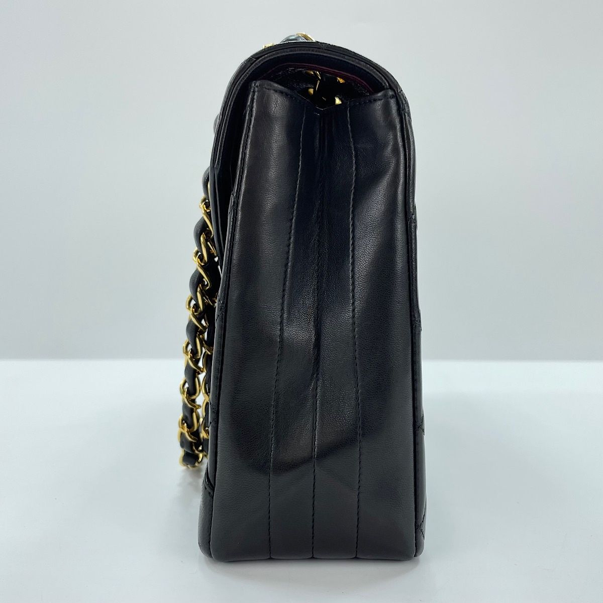Chanel Shoulder Bag Quilted 25 — view 5