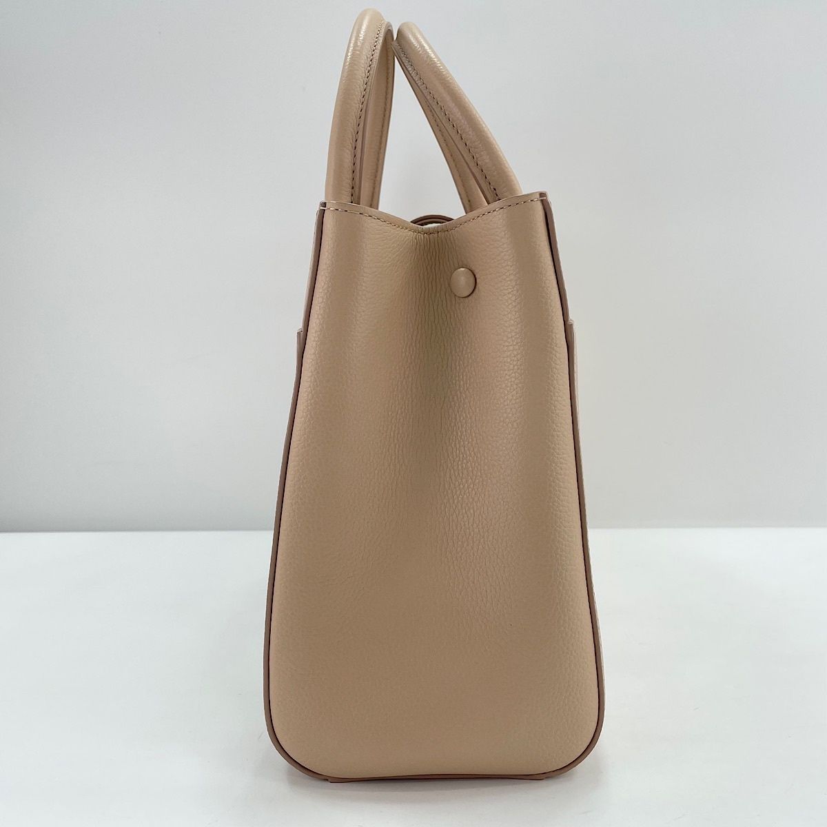 Chanel Handbag Executive Pink — view 6
