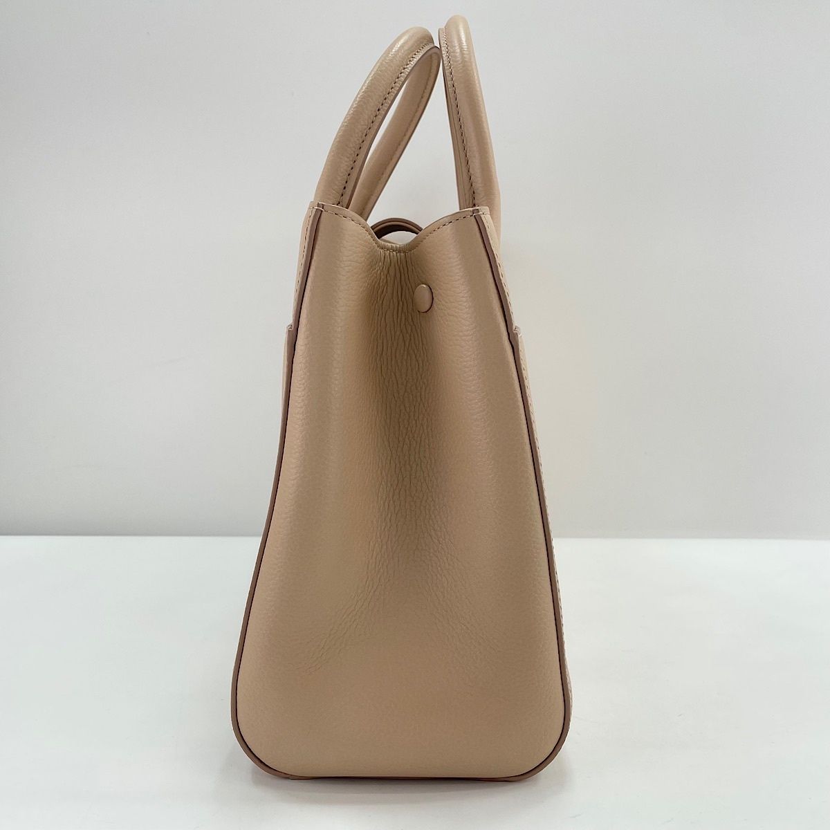 Chanel Handbag Executive Pink — view 7
